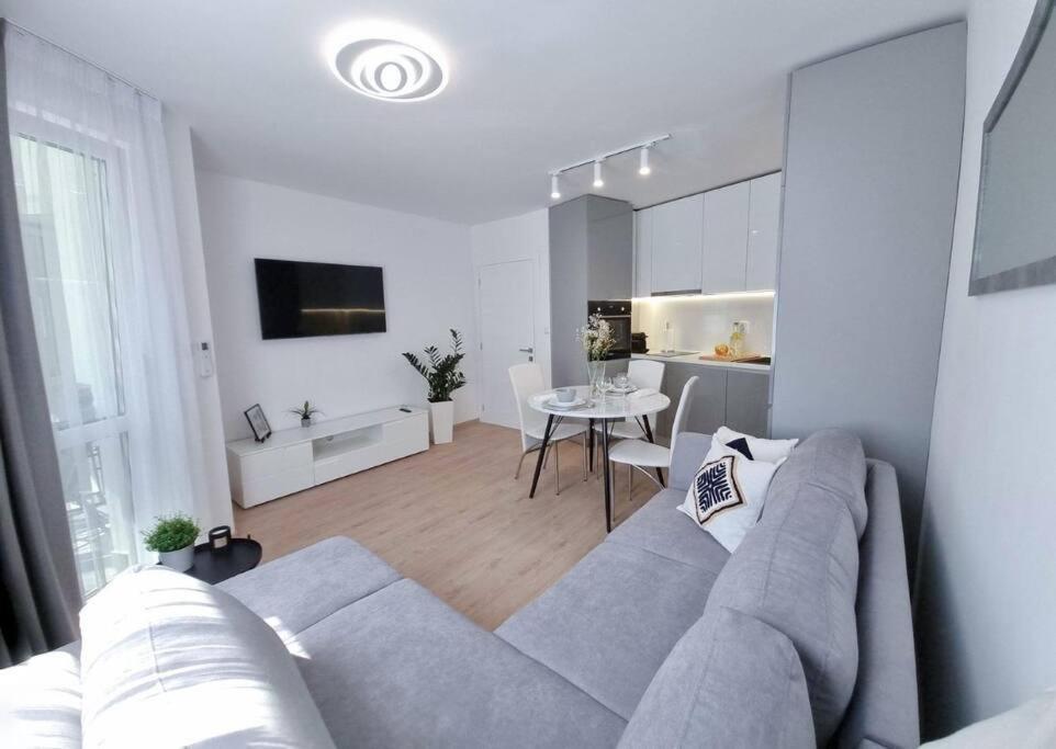 Nova City Apartments Βάρνα Εξωτερικό φωτογραφία